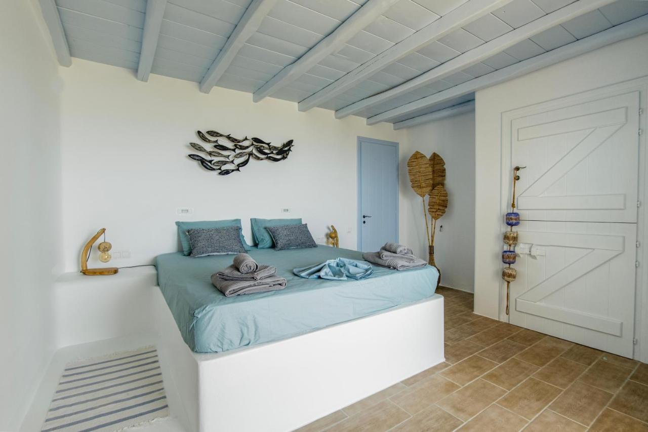 Villa Rossi Paros Luxury Apartments And Suites Drios Exterior photo